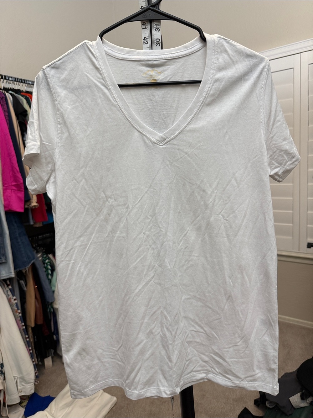 Blue Mountain Classic White V-Neck Short Sleeve Tee - Women's